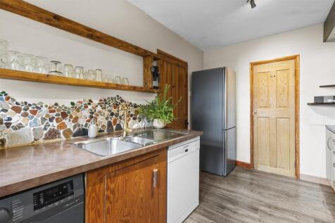 kitchen #4.jpg