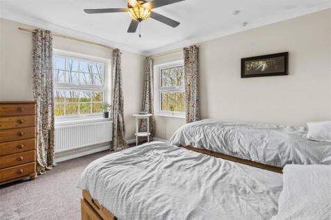 bedroom one.jpg