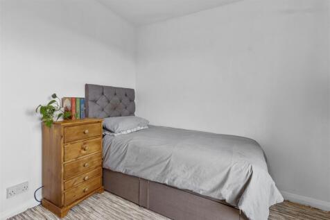 bedroom two #3.jpg