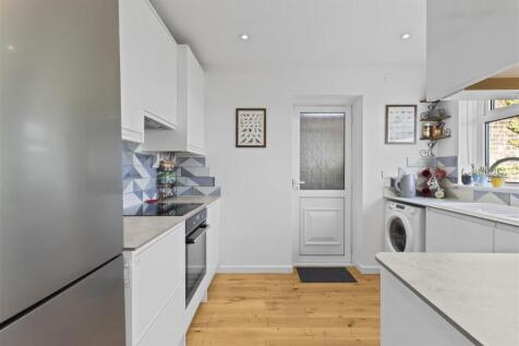kitchen #3.jpg