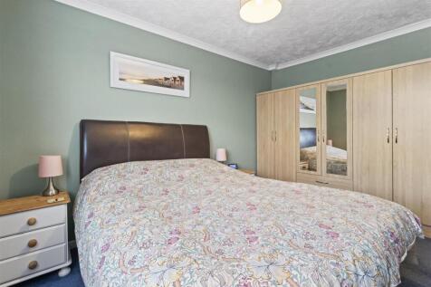 bedroom one #3.jpg
