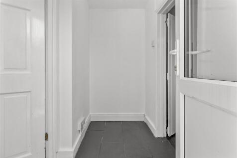 utility room #2.jpg