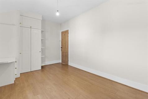 bedroom one #3.jpg