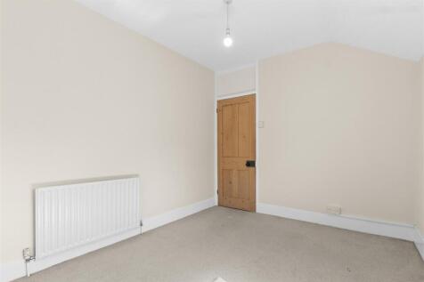bedroom two #3.jpg