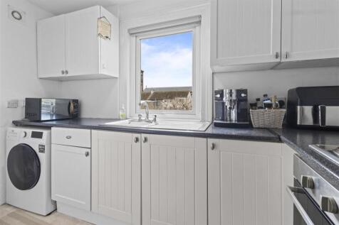 kitchen #3.jpg