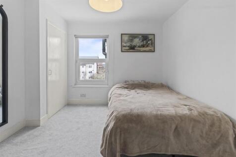 bedroom one #2.jpg