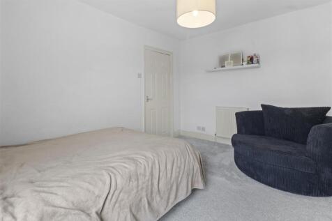bedroom one #3.jpg