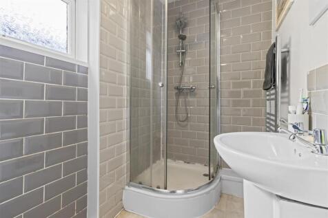 shower room #2.jpg