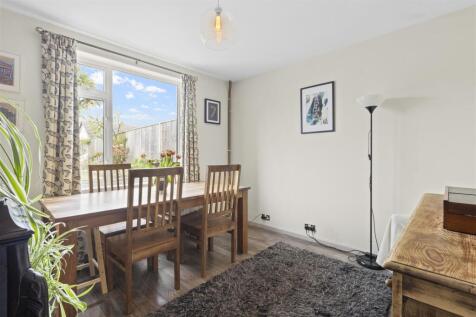dining room.jpg
