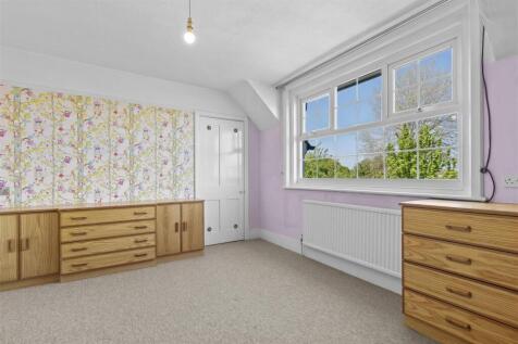 bedroom one #4.jpg