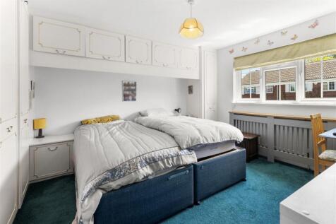bedroom one.jpg