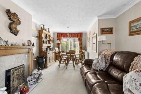living area #2.jpg