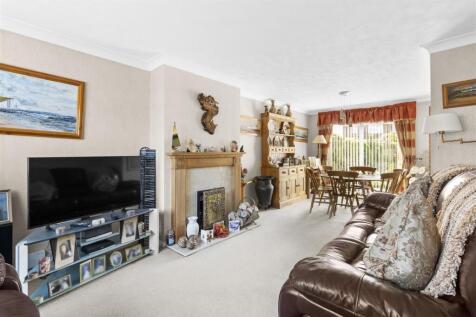 living area.jpg