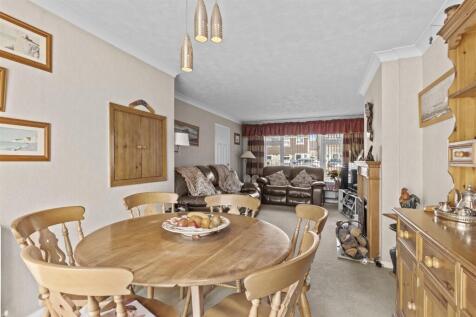 dining area #2.jpg