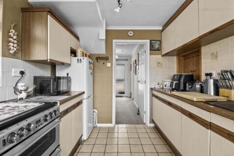 kitchen #4.jpg