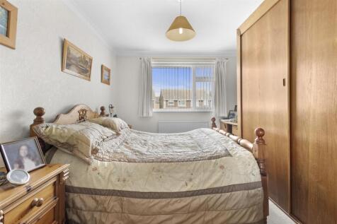 bedroom one.jpg