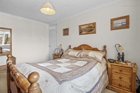 bedroom one #3.jpg