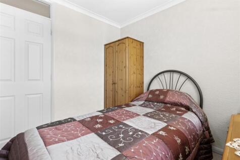 bedroom three #2.jpg