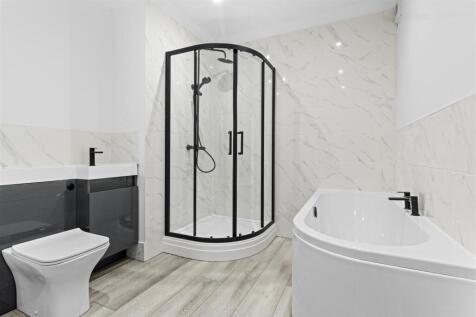 bathroom #3.jpg