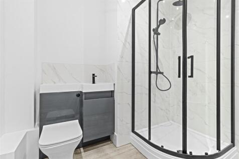 bathroom #4.jpg