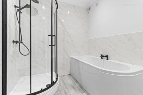 bathroom #5.jpg