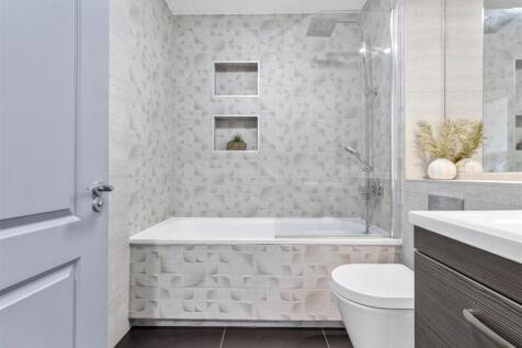 bathroom #2.jpg