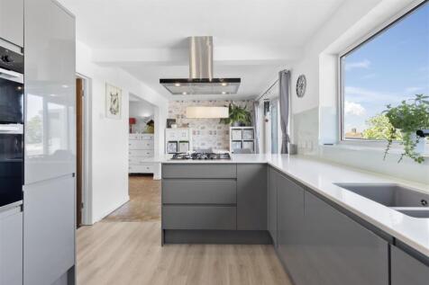 kitchen #3.jpg