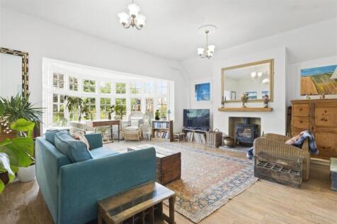 living room #4.jpg
