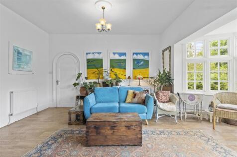 living room #6.jpg