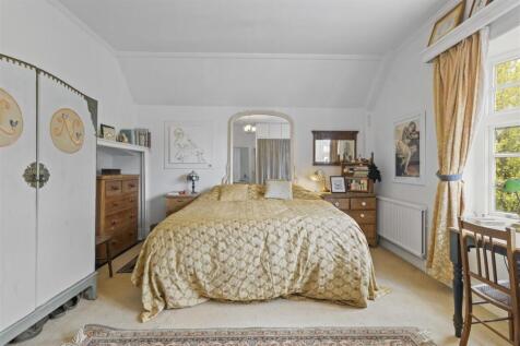 bedroom one #3.jpg