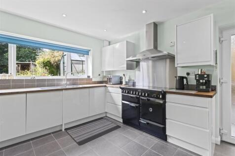 kitchen #4.jpg