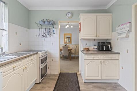 kitchen #4.jpg