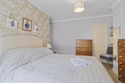 bedroom one #3.jpg