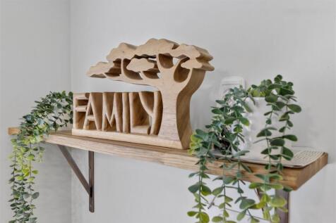 kitchen feature.jpg