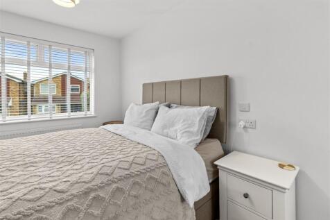 bedroom two #2.jpg