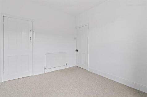 bedroom two #2.jpg