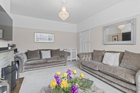 living room #4.jpg