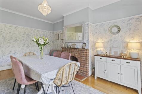 dining room #3.jpg