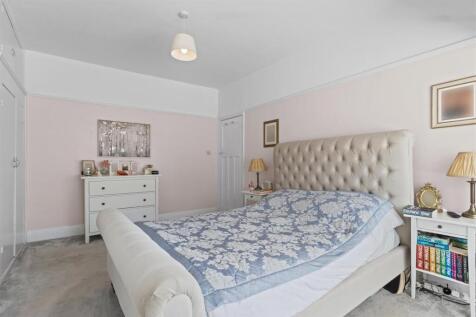 bedroom one #3.jpg