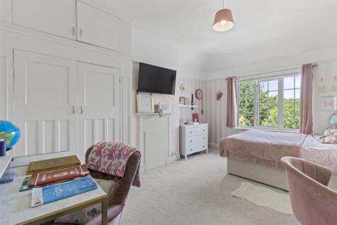 bedroom two.jpg