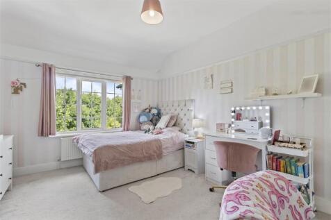 bedroom two #2.jpg