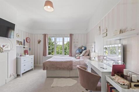bedroom two #4.jpg