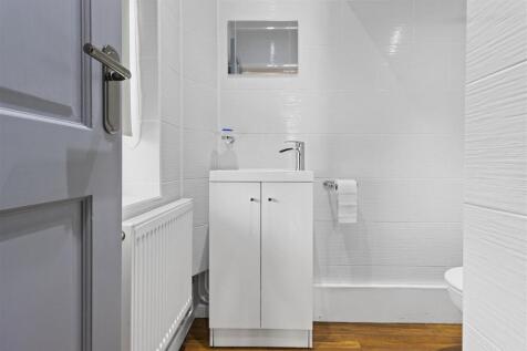 cloakroom.jpg