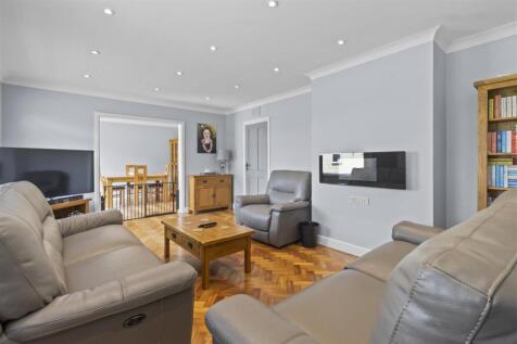 living room #4.jpg