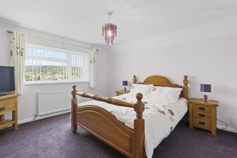bedroom two.jpg