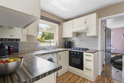 annex kitchen #2.jpg