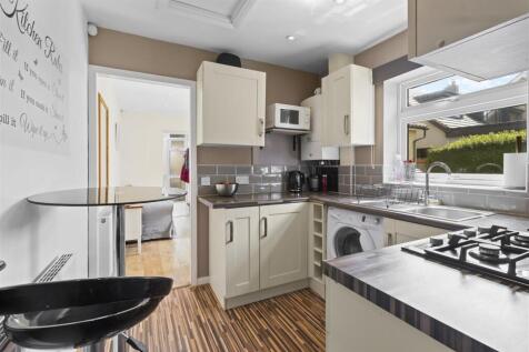 annex kitchen.jpg