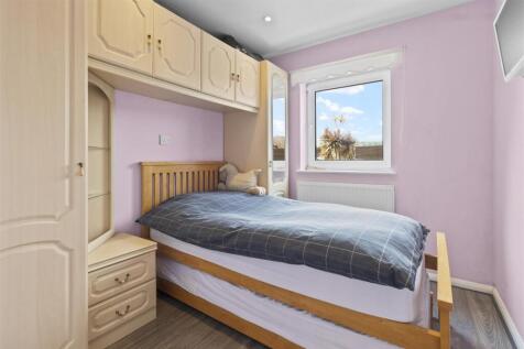 annex bedroom.jpg