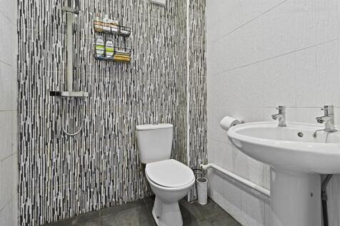 annex wet room #2.jpg