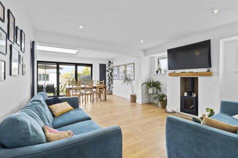 living area.jpg